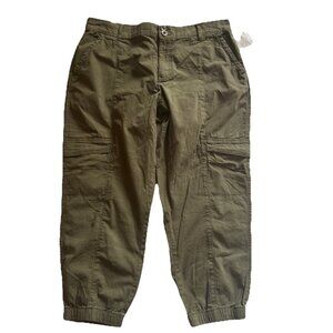 Sonoma Ladies Mid Rise Capri Pants Size 14 NWT Army Green Joggers